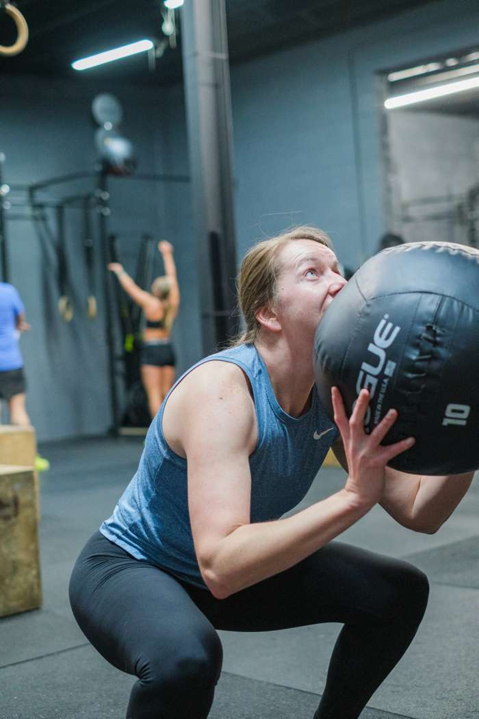 RNF CrossFit member training during a coached class in Glasgow, KY